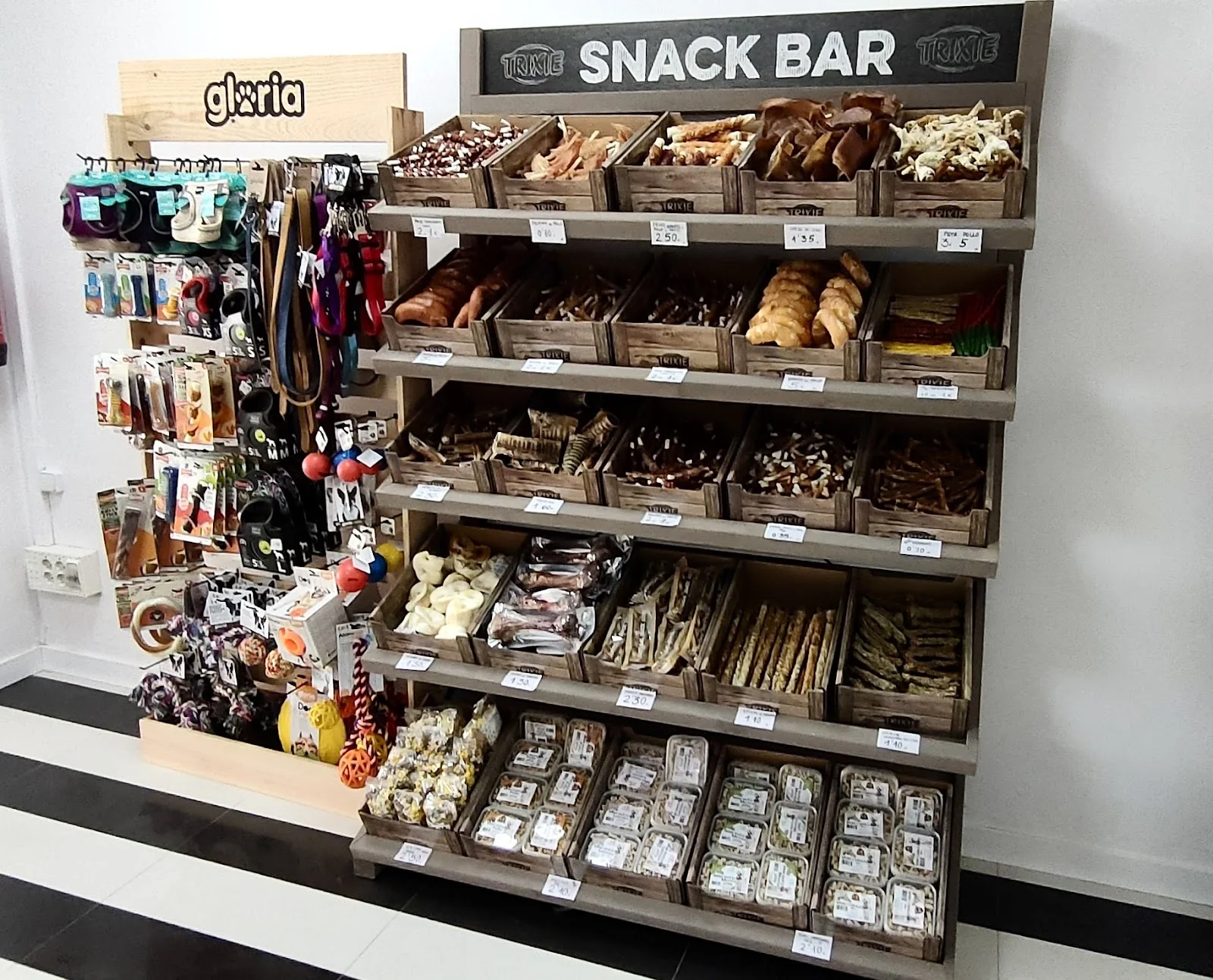 Snacks y premios · Animalandia Pet Shop