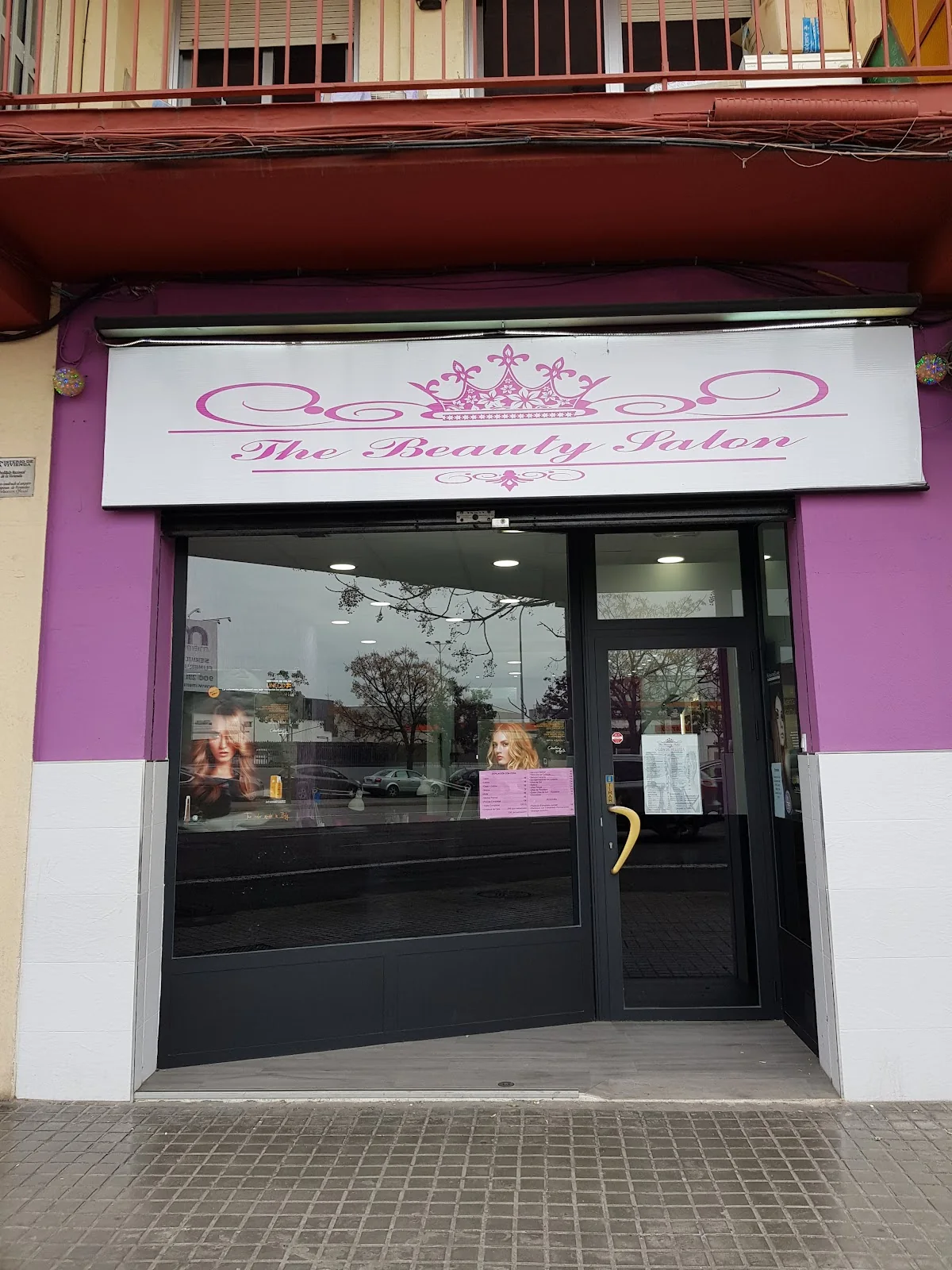 La fachada de The Beauty Salon