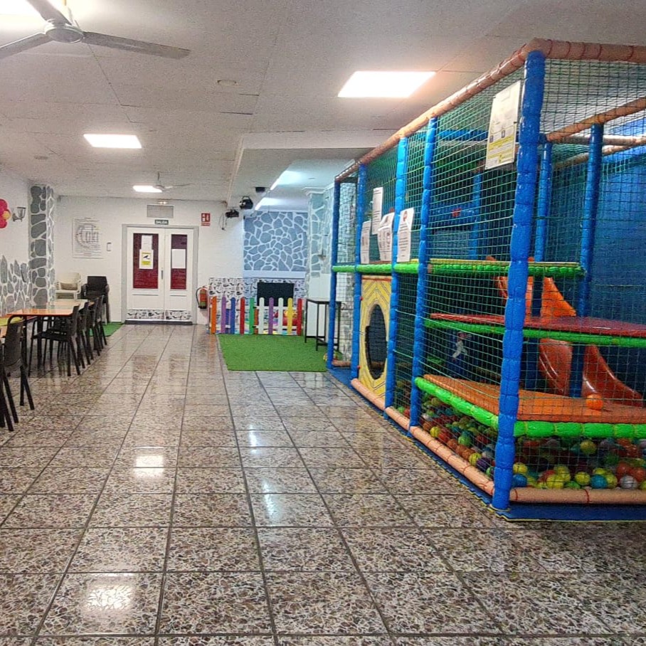 Zona de cafetería del salón