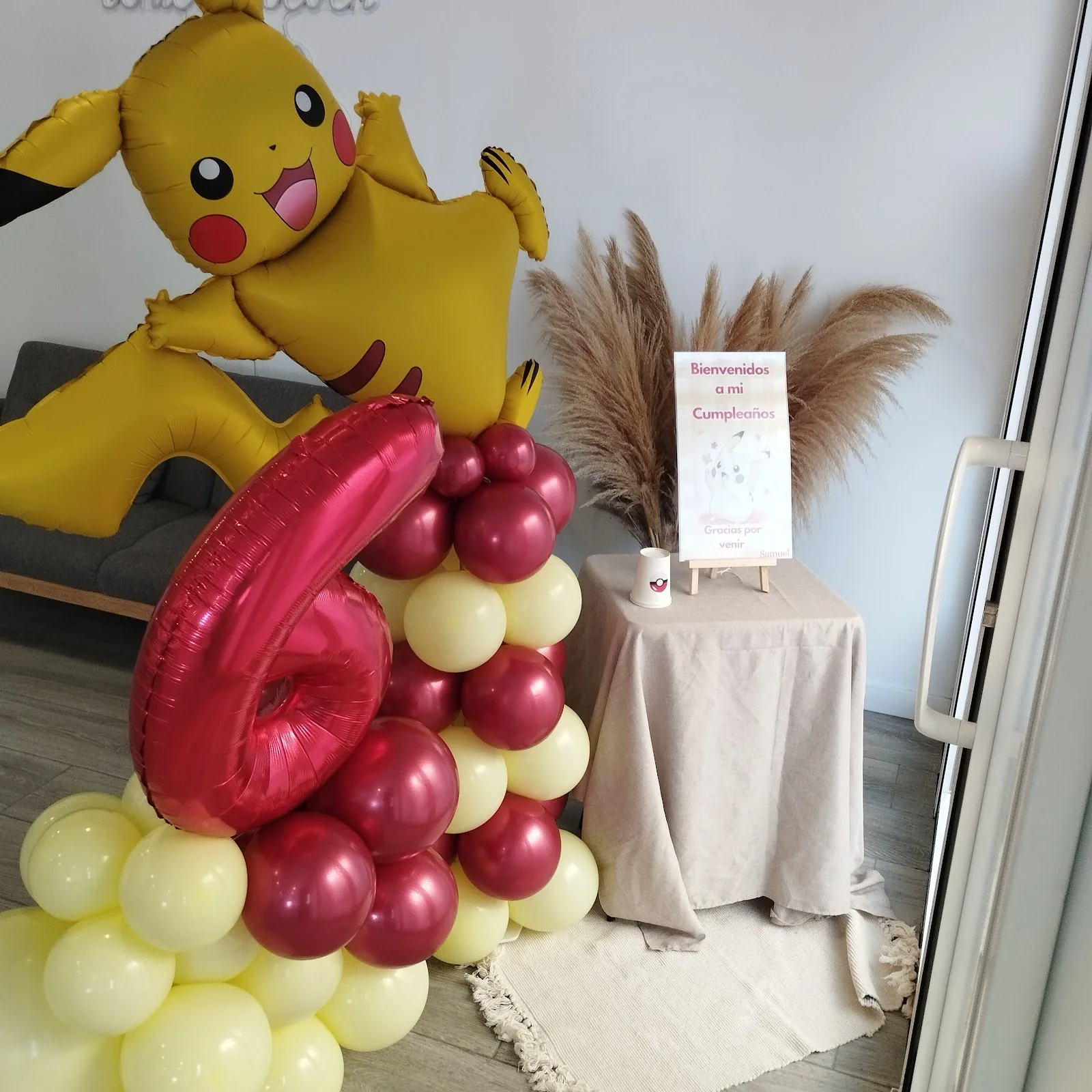 Decoración de cumpleaños infantil con globos