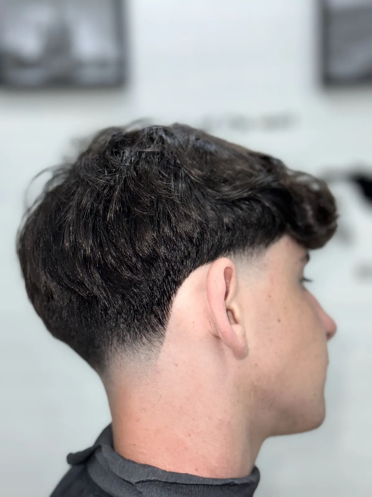 Corte con degradado bajo y textura arriba