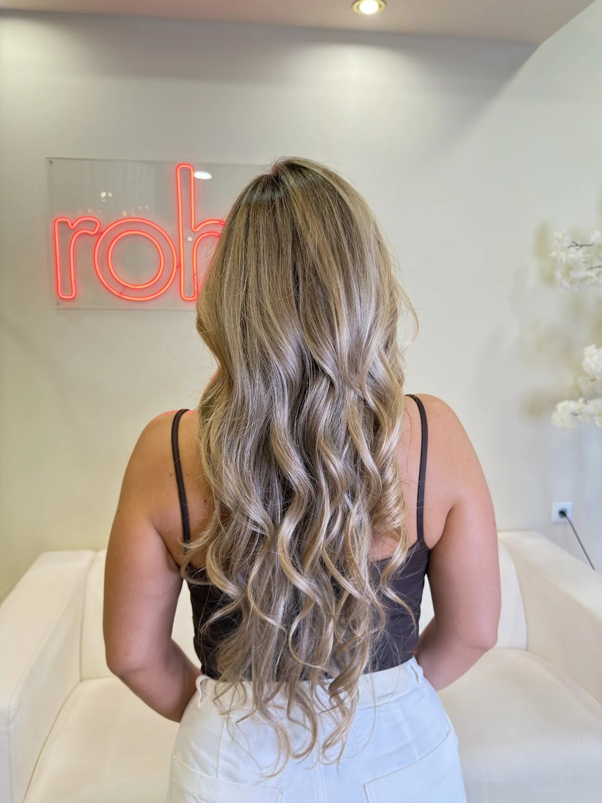 Melena rubia larga