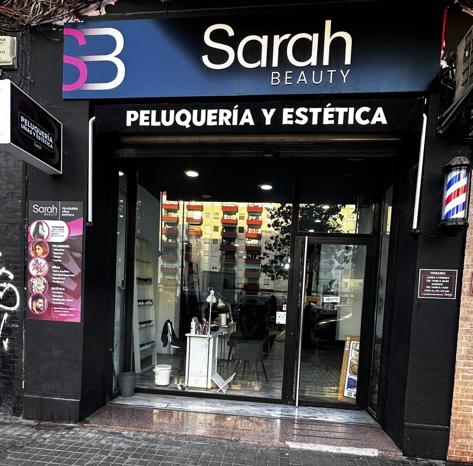 La fachada de Sarah Beauty en la avenida Ausiàs March