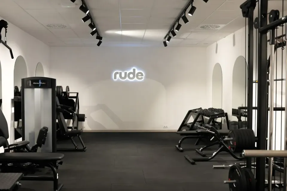 Rude Athletes: Girls Club · L’Eliana